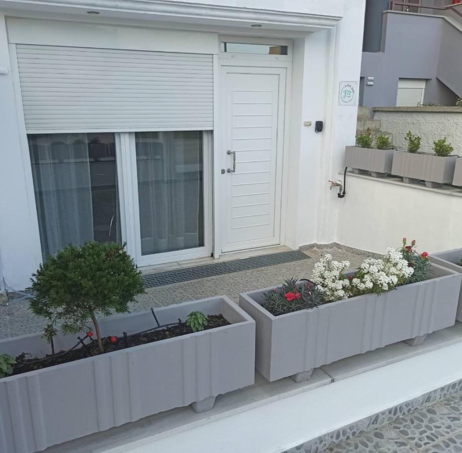 沃洛斯Le Petit Jardin公寓 外观 照片