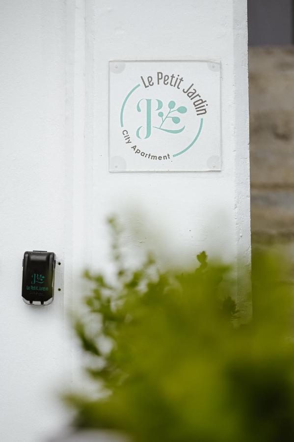 沃洛斯Le Petit Jardin公寓 外观 照片